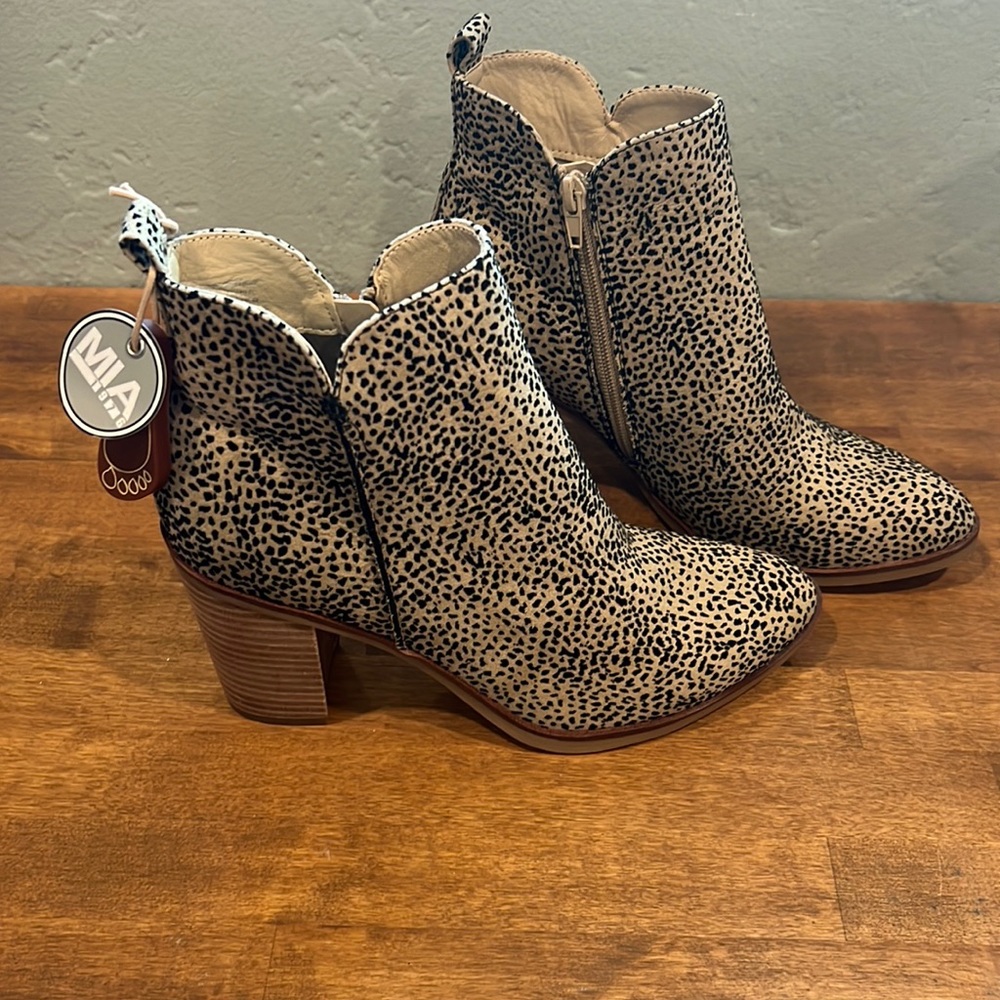 MIA cheetah Suede Ankle Boots